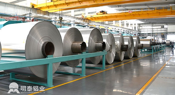 明泰鋁業-燈頭料鋁卷/百葉窗鋁卷/彩涂鋁卷材料-大型鋁卷生產廠家